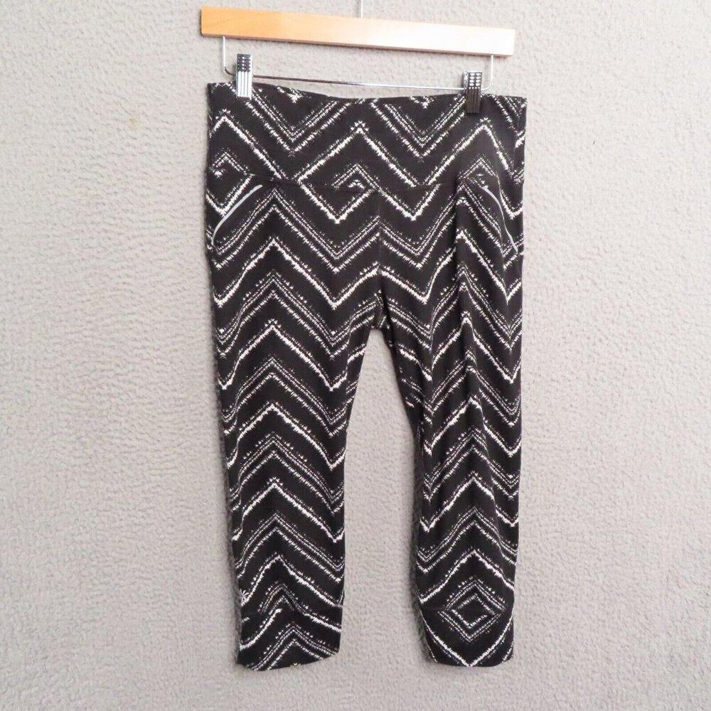 Athleta Leggings Womens Medium Black Zig Zag Relay Capri Cropped Workout Pull On